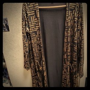 Metallic gold and black top coat